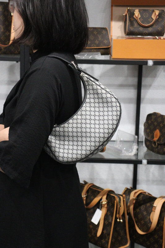 Rank A | CELINE AVA Shoulder Bag|23101310