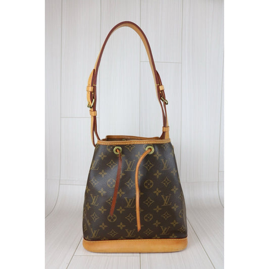 Good ( Rank AB)| LV Monogram Petit Noe MM Shoulder Bag|S25070705