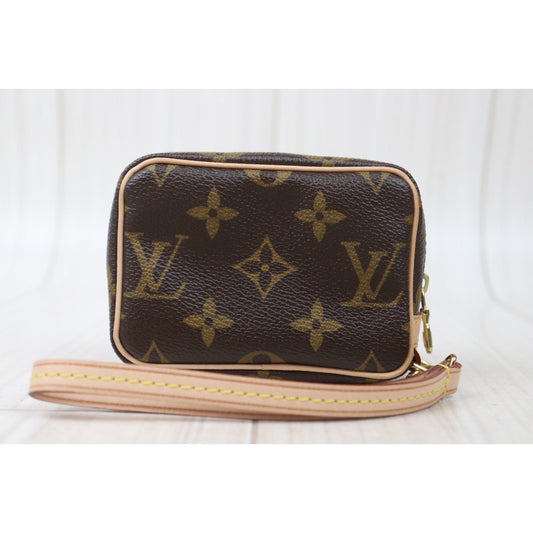 Rank SA| LV Monogram Truthwapiti Canvas Pouch|24070505