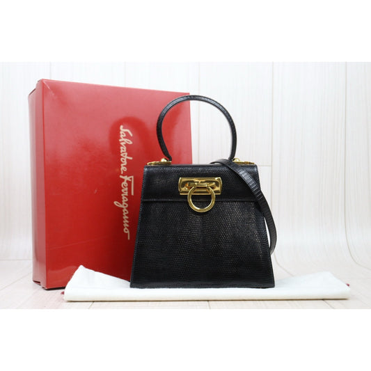 Good ( Rank AB)|Ferragamo Lizard skin Embossed Handbag Shoulderbag|25011604