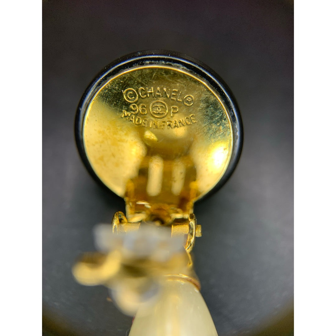 Very Good ( Rank A) |CHANEL COCO Mark Water Drop Pearl Earrings Made In 1996Year|25103110