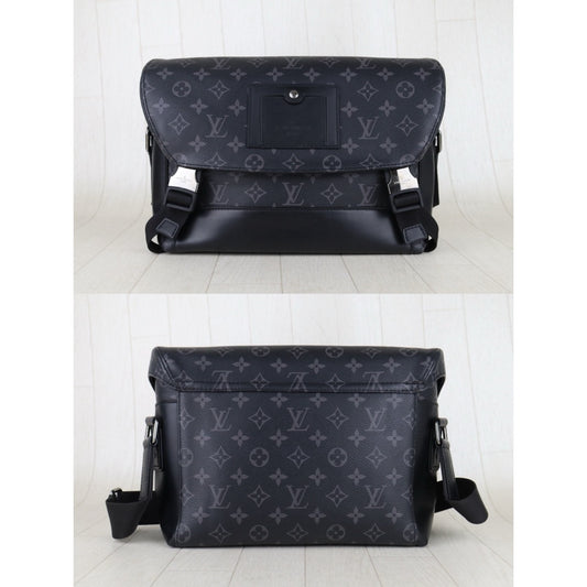 Include Entrupy Certificate of Authenticity|Very Good ( Rank A)|Louis Vuitton Monogram Messenger Voyager Shoulder Bag Black IC Chip model|S25121010