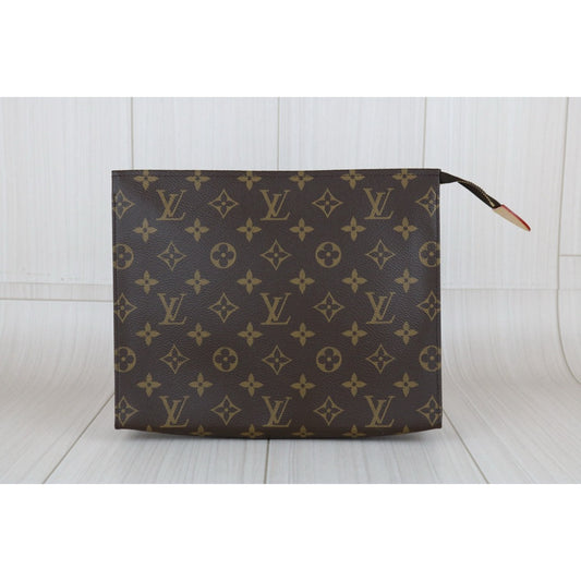 Excellent(Rank SA)| LV Monogram Pochette Toilette 26 IC Chip model|S25021601