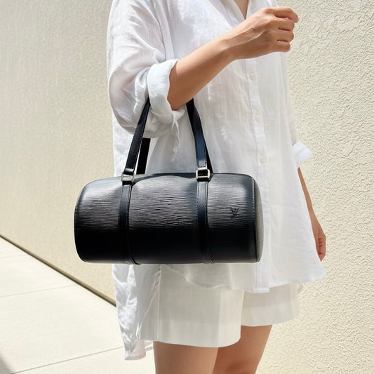 Include Entrupy Certificate of Authenticity|Good ( Rank AB)| Louis Vuitton Epi Soufflot Handbag Black|26042301