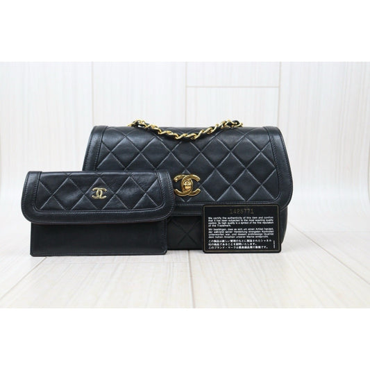 Good ( Rank AB)| CHANEL Matrasse Lamb Skin Chain Bag Made in 1989-1991 Year|P24092413