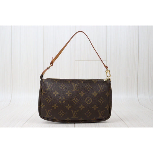 Rank AB | LV Monogram Pochette Accessoires Vintage Model |24052313