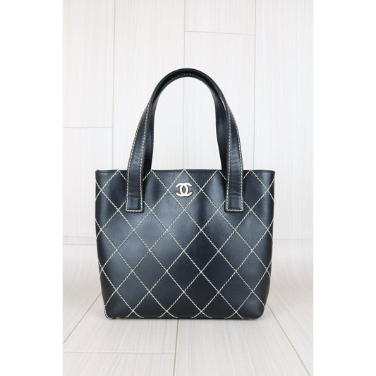 Good ( Rank AB)| CHANEL Calf Leather Wild Ditch Hand Bag Made In 2002~2003Year|S25030604