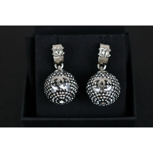 Excellent(Rank SA)| CHANEL Coco Mark Rhinestone disco ball Earrings Silver|X25012305