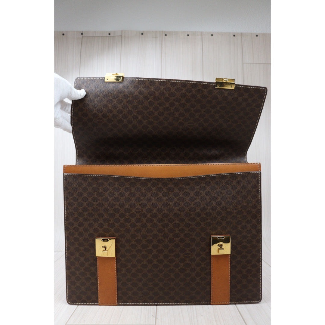 Rank A ｜ CELINE Macadam  Handbag ｜24042911