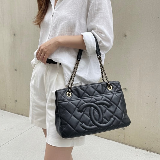 Include Entrupy Certificate of Authenticity|Very Good ( Rank A)| CHANEL Caviar Skin Matrasse Chain Tote Bag Black Made In 2012-2013Year|X26051714