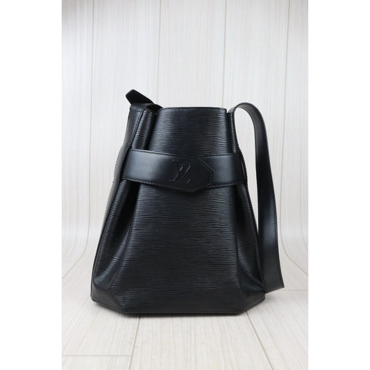 Rank A | LV Epi Sack de Paul Shoulder Bag|24080904