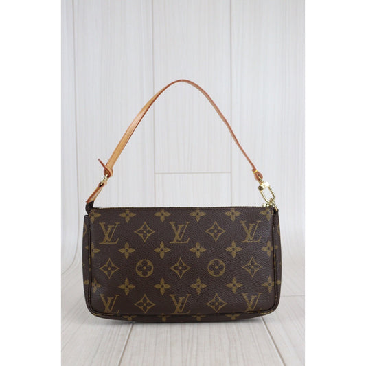 Rank A | LV Monogram Pochette Accessoires |V23070703