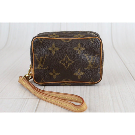 Rank A | LV Monogram Truth Wapiti Pouch |23062313