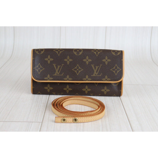 Rank A |LV Monogram Pochette Twin PM|23071506