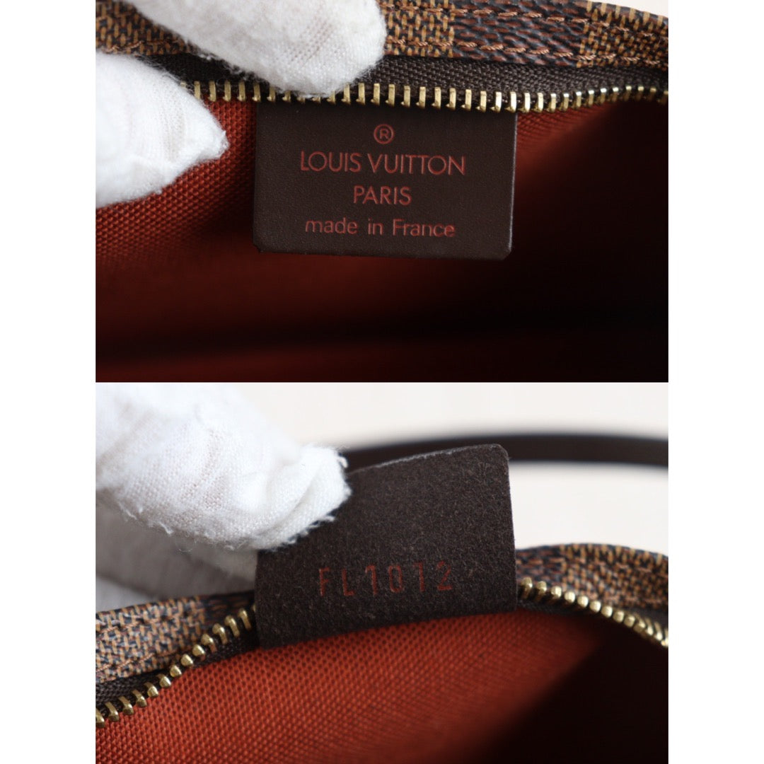 Rank A | LV Damier Pochette Accessoires |23062941