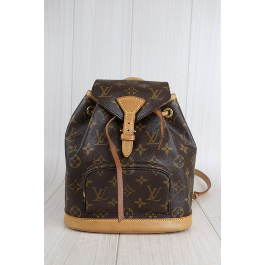 Rank AB| LV Monogram Montsouris PM Backpack|23072506