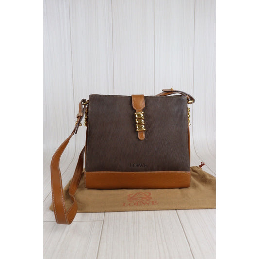 Rank AB | Loewe Belasquez Twist Shoulder Bag |V23070717