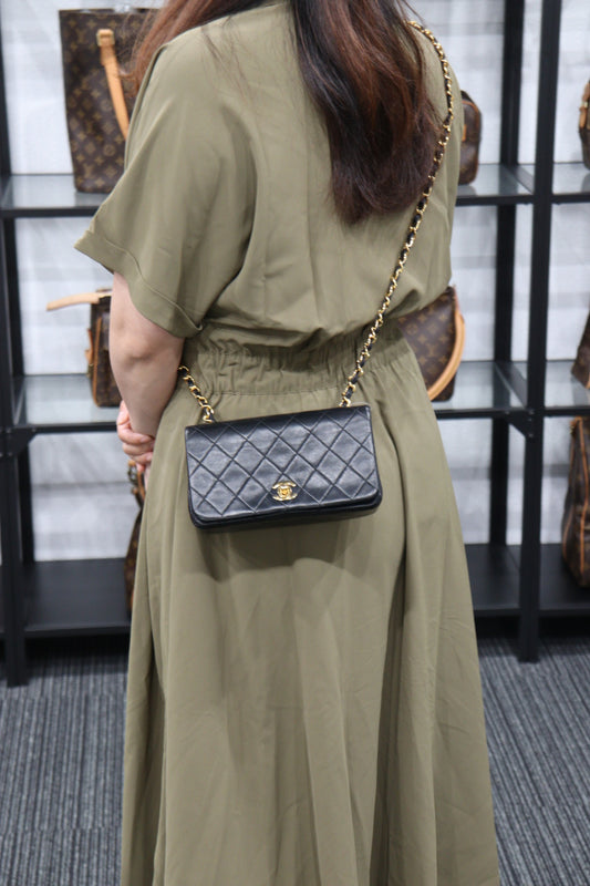 Rank AB |CHANEL Matrasse Lambskin Turn Lock 19 Shoulder Bag |23052504