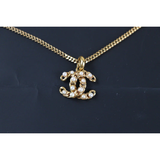Rank A | CHANEL Coco Pearl 18k Gold Plated Necklace|23071909