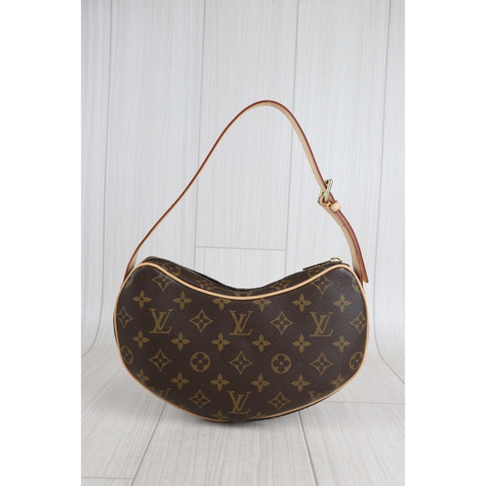 Rank S |LV Monogram Pochette Croissant Shoulder Bag|23071919
