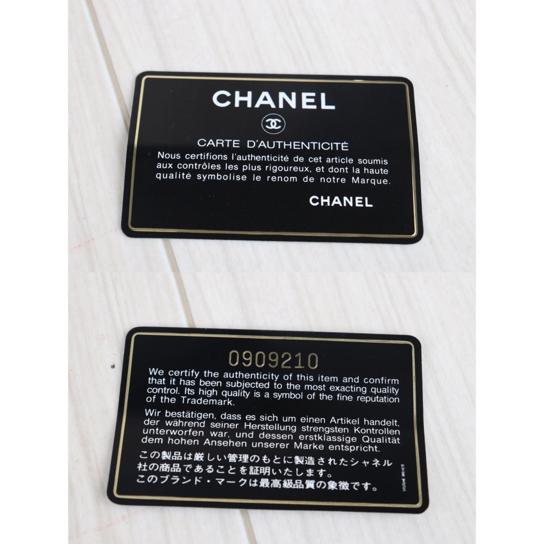 Rank AB | CHANEL Matrasse Lamb leather Shoulder Bag |V23061014