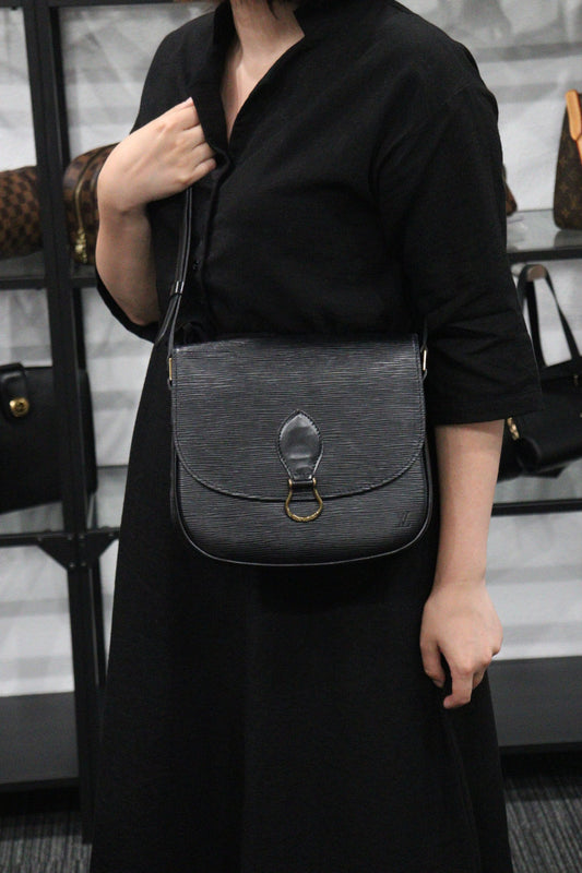 Rank A |LV Epi Saint-Cloud GM Shoulder Bag|23062940