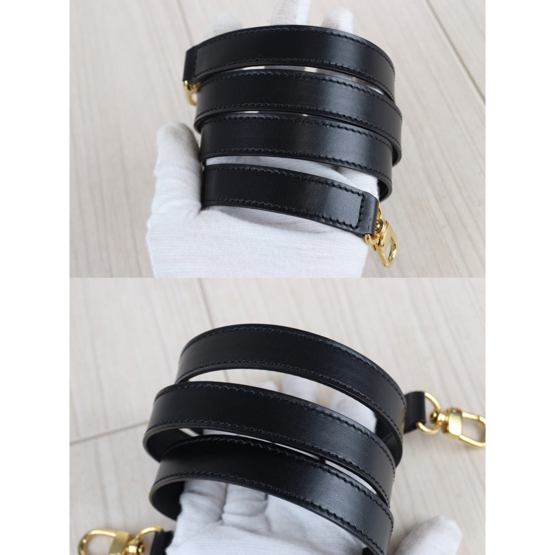 Rank A | CELINE Macadam Black Poston 25 Bag Shoulder Bag |23062934