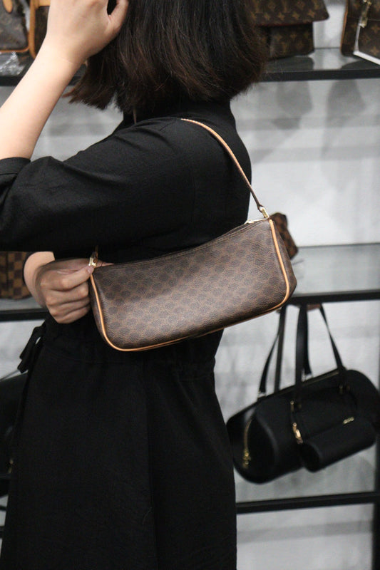 Rank A | CELINE Macadam ShoulderBag |V23062927