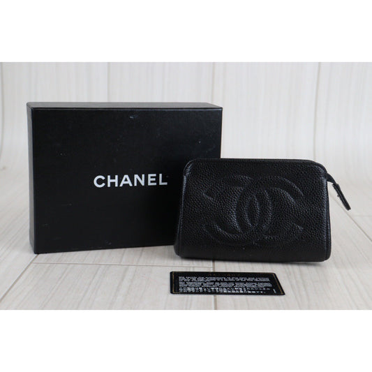 Rank AB |Chanel Caviar Skin Pouch|V23070711