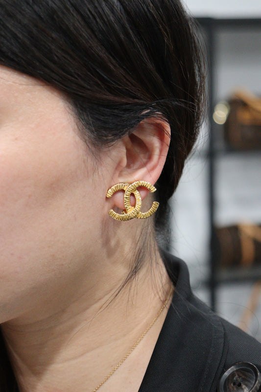 Rank A |CHANEL Vintage Earrings |23050902