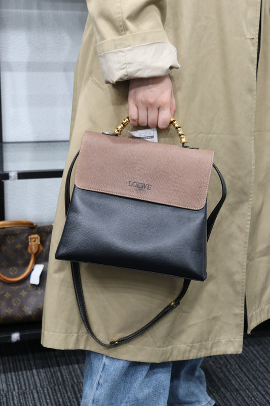 Rank AB | Loewe Belasquez Twist Handbag Shoulder Bag |23042215