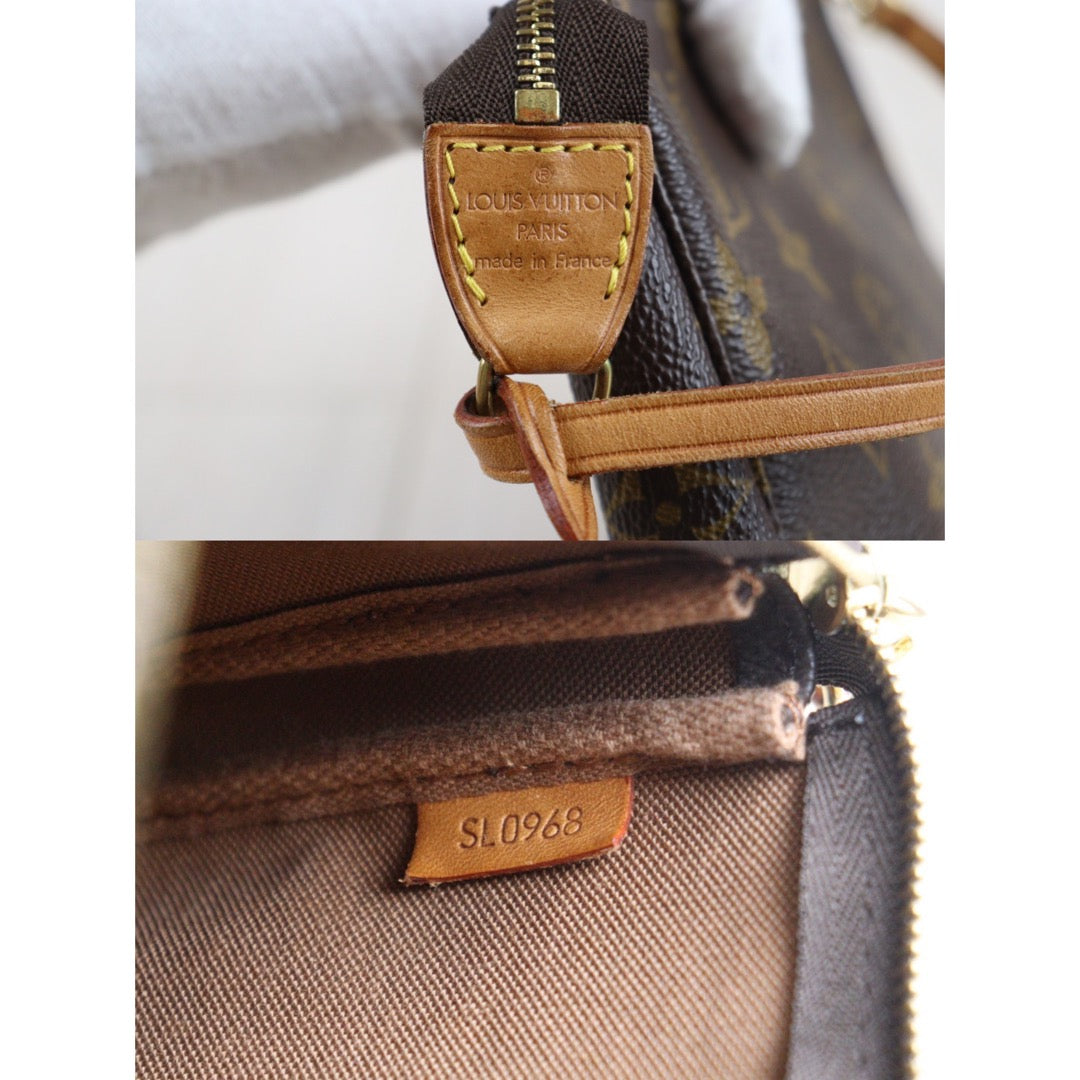 Rank AB | LV Monogram Pochette Accessoires |V23062926