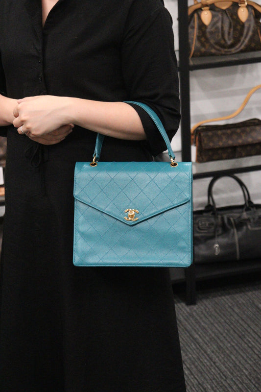 Rank AB | CHANEL Caviar Skin HandBag |23062307