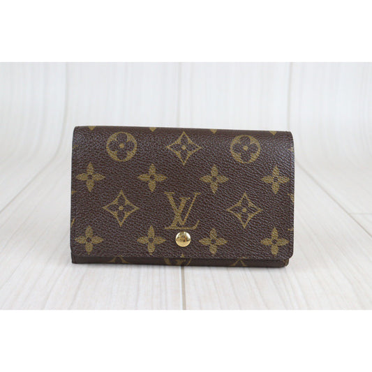 Rank A |LV Monogram Wallet|23052304