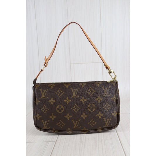 Rank AB | LV Monogram Pochette Accessoires |23070409