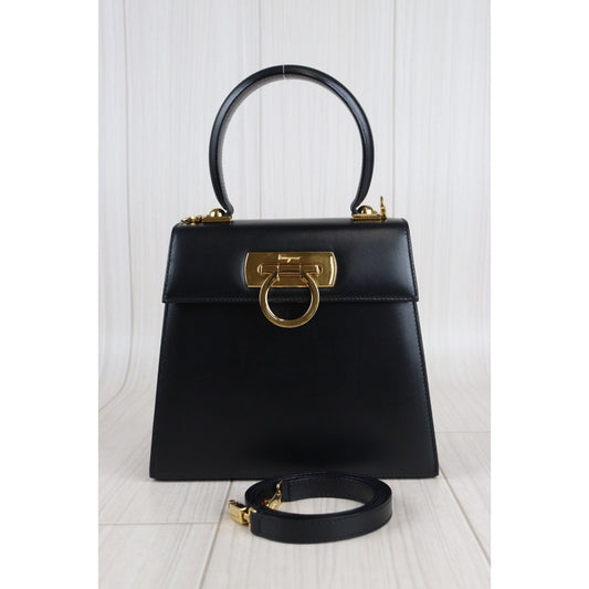 Rank A |Ferragamo Gancini 2WAY Handbag Shoulder Bag| 23071907