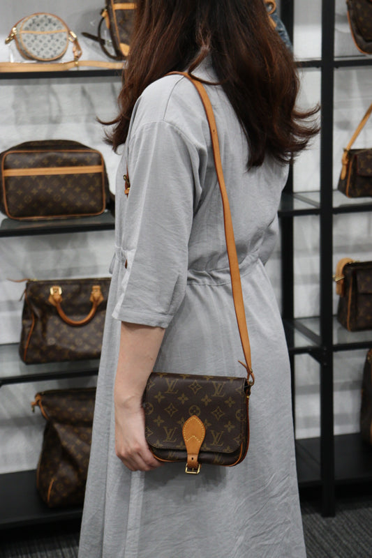 Rank AB| LV Vintage Monogram Cartesier PM Shouldbag |23042810