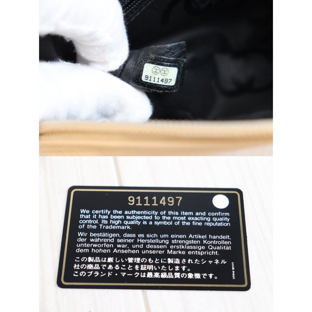 Rank AB | CHANEL Cambon Line Shoulder Pouch |23060106