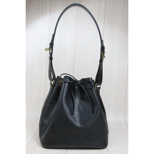 Include Entrupy Certificate of Authenticity|Good ( Rank AB)|Louis Vuitton Epi Noe Bucket Shoulder Bag Black|26102606