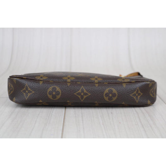 Rank A | LV Monogram Pochette Accessoires |091402