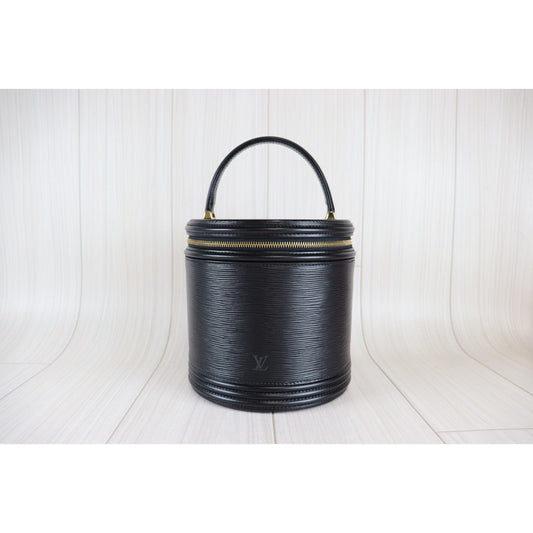 Rank A | LV Epi Handbag |091606