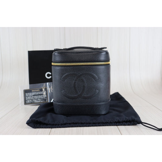 Rank SA | CHANEL Caviar Skin Vanity Handbag |091619