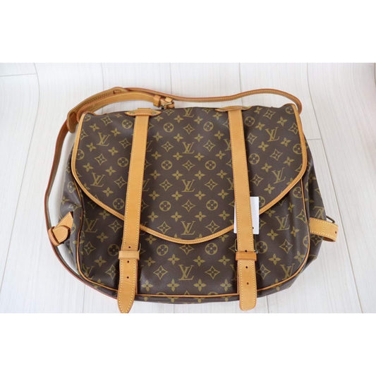 Rank A| LV Monogram Saumur GM 43 Shoulder Bag|091418
