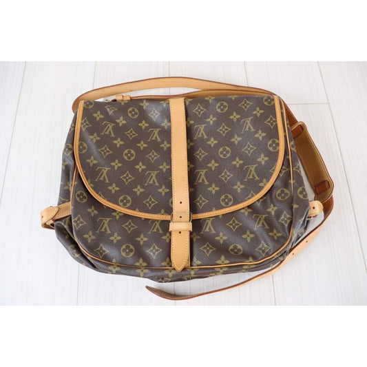 Rank AB| LV Monogram Saumur GM Shoulder Bag|091417