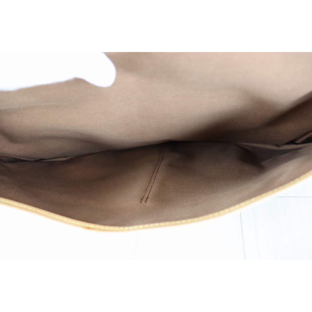 Rank AB | LV Monogram Hunting Bag Travel Bag |091308