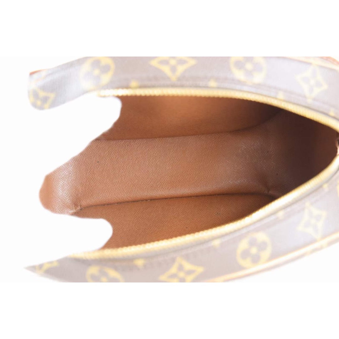 Rank AB |LV Monogram Blower Shoulder Bag|090810