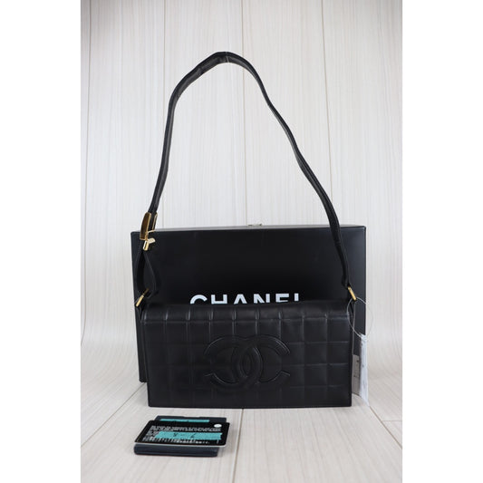 Rank A | CHANEL Choco Bar shoulder Bag |092713