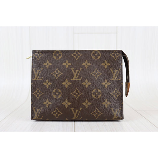 Rank A | LV Monogram Pochette Toilette 19 |22110703