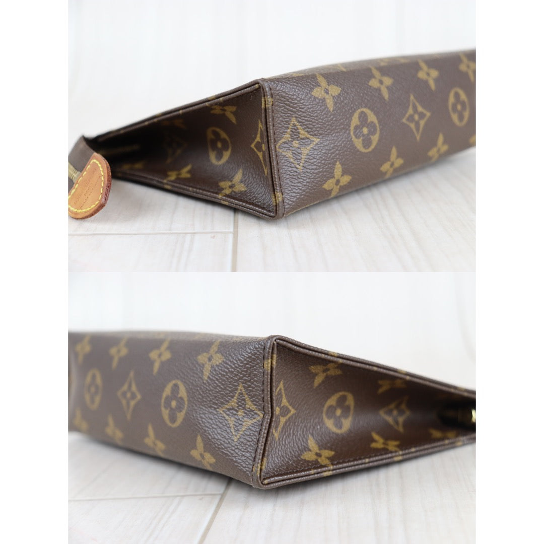 Rank A | LV Monogram Pochette Toilette 19 |22110703