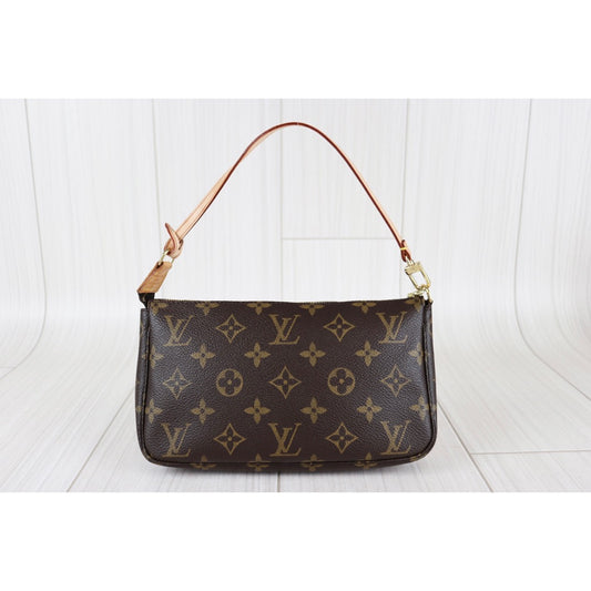 Rank A | LV Monogram Pochette Accessoires |22110704